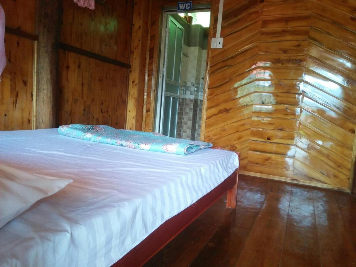 Tran Xuan Homestay Ba Be Village Luaran gambar