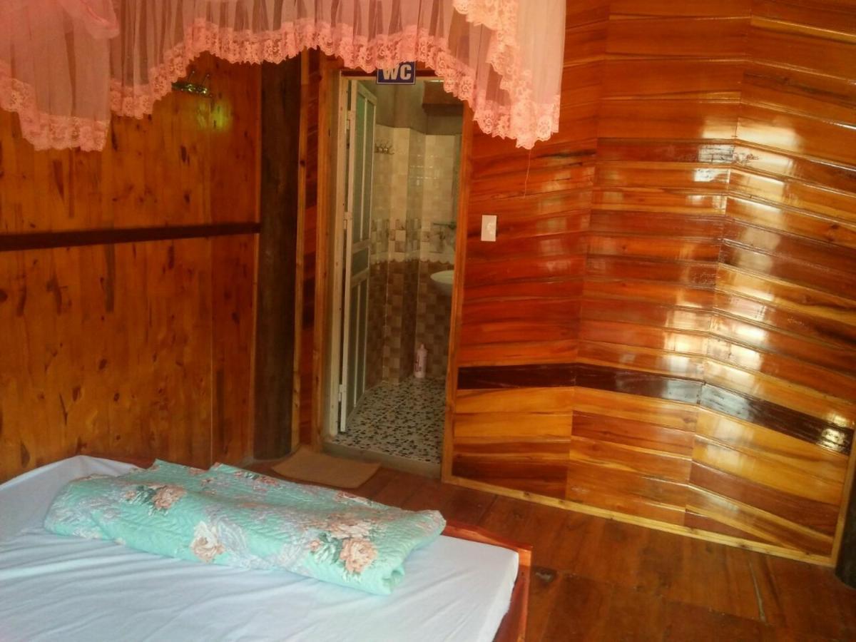 Tran Xuan Homestay Ba Be Village Luaran gambar