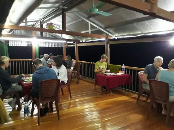Tran Xuan Homestay Ba Be Village Luaran gambar