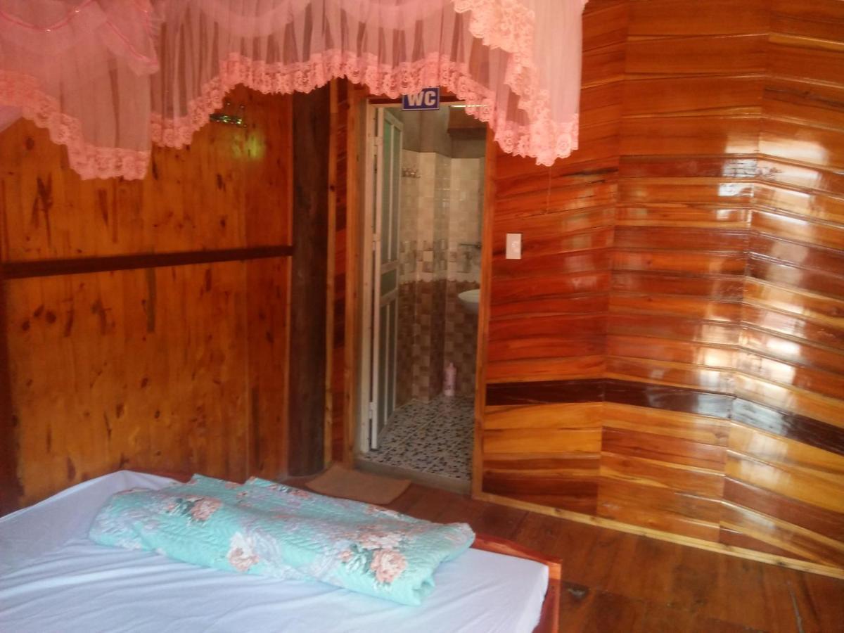 Tran Xuan Homestay Ba Be Village Luaran gambar